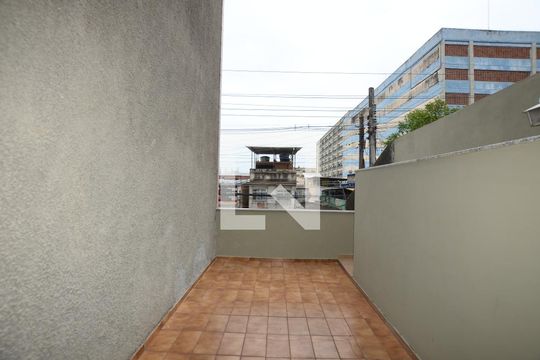 Hall de Entrada de casa para alugar com 3 quartos, 50m² em Madureira, Rio de Janeiro