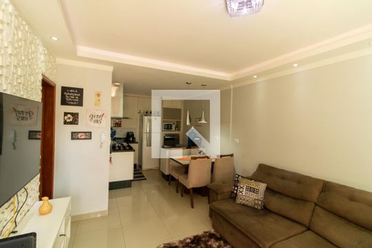 Sala/Cozinha de casa de condomínio para alugar com 2 quartos, 79m² em Vila Ré, São Paulo