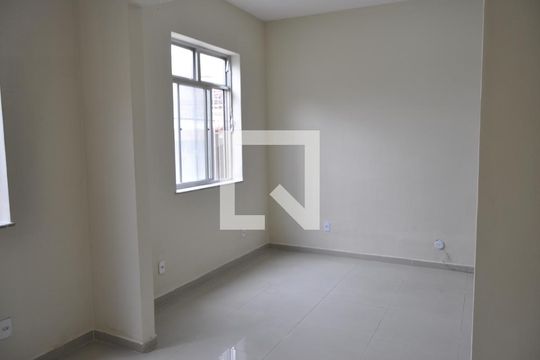 Sala de apartamento à venda com 2 quartos, 70m² em Cachambi, Rio de Janeiro