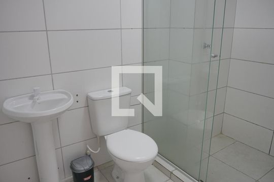 Banheiro de apartamento à venda com 2 quartos, 54m² em Scharlau, São Leopoldo