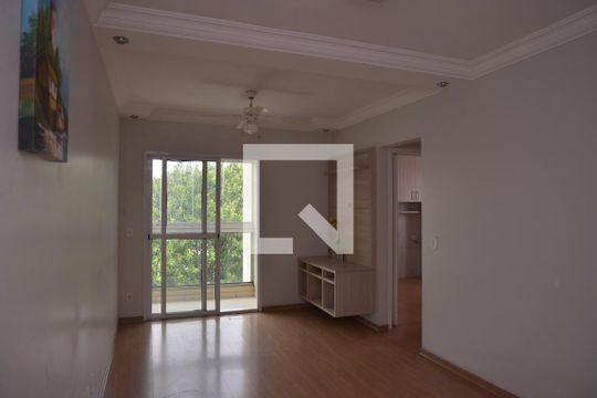 Sala de apartamento à venda com 2 quartos, 55m² em Utinga, Santo André