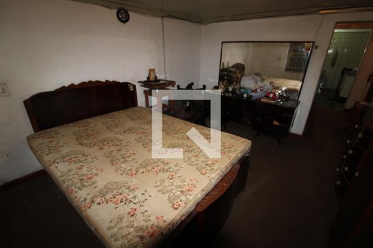 Quarto 1 de casa para alugar com 2 quartos, 153m² em Vila Ester (zona Norte), São Paulo