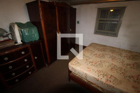 Quarto 1 de casa para alugar com 2 quartos, 153m² em Vila Ester (zona Norte), São Paulo