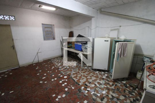 Área comum de casa para alugar com 2 quartos, 153m² em Vila Ester (zona Norte), São Paulo
