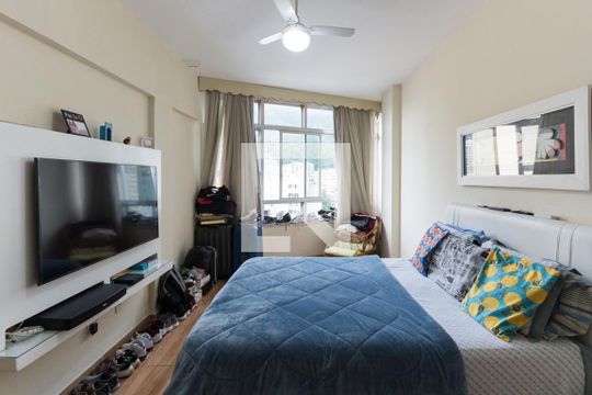 Suíte de apartamento à venda com 3 quartos, 217m² em Tijuca, Rio de Janeiro