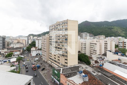Vista da Sala  de apartamento à venda com 3 quartos, 217m² em Tijuca, Rio de Janeiro