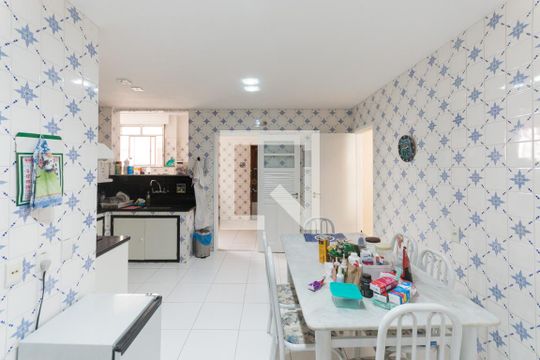 Cozinha de apartamento à venda com 3 quartos, 217m² em Tijuca, Rio de Janeiro