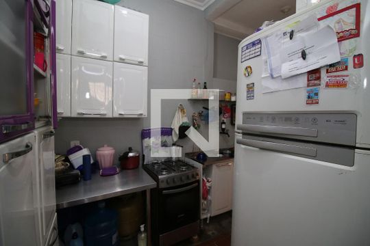 Cozinha de apartamento à venda com 2 quartos, 60m² em Bonsucesso, Rio de Janeiro