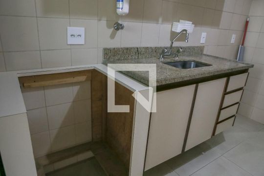 Cozinha de apartamento à venda com 1 quarto, 52m² em Perdizes, São Paulo