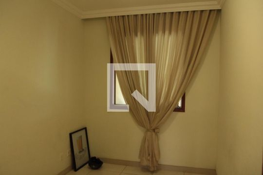 quarto de casa para alugar com 2 quartos, 120m² em Copacabana, Belo Horizonte