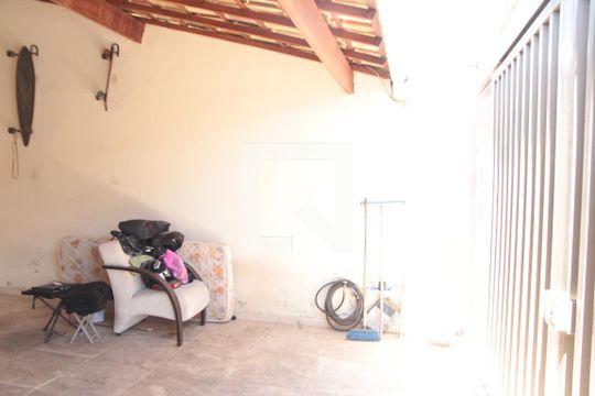 garagem de casa para alugar com 2 quartos, 120m² em Copacabana, Belo Horizonte