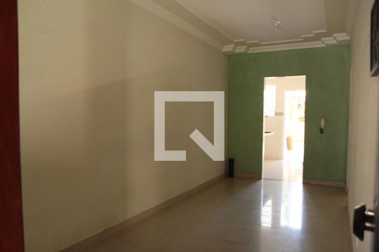 Casa para alugar com 2 quartos, 120m² em Copacabana, Belo Horizonte