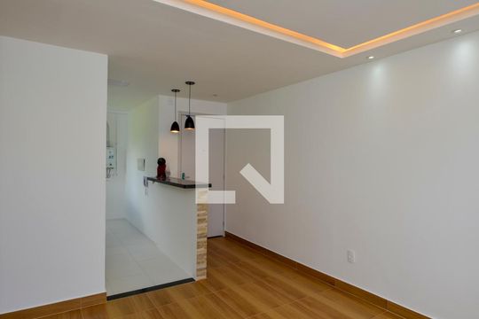 Sala de apartamento à venda com 2 quartos, 43m² em Recreio dos Bandeirantes, Rio de Janeiro