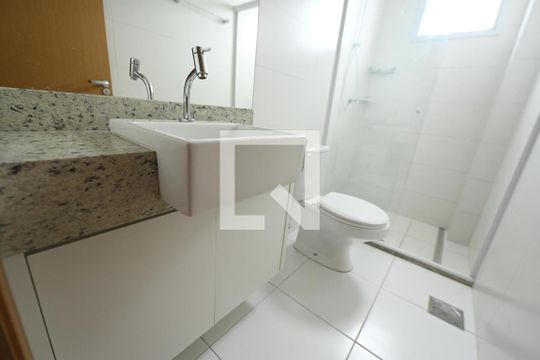 Banheiro de apartamento para alugar com 2 quartos, 57m² em Setor Oeste, Goiânia