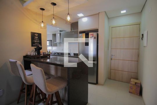 Cozinha e Área de Serviço de apartamento à venda com 3 quartos, 85m² em Centro, Canoas