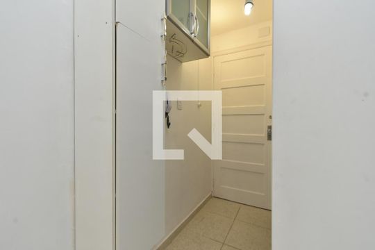 Cozinha de kitnet/studio à venda com 1 quarto, 32m² em República, São Paulo