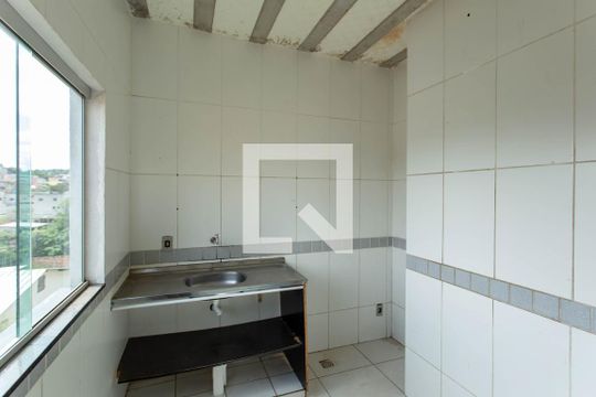Cozinha de casa para alugar com 4 quartos, 130m² em Jardim Vitória, Belo Horizonte