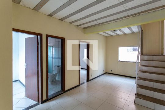 Casa para alugar com 4 quartos, 130m² em Jardim Vitória, Belo Horizonte