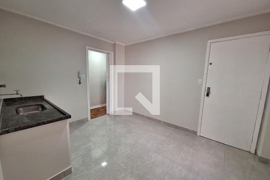 Cozinha de apartamento para alugar com 3 quartos, 88m² em Vila Santa Teresa, Santo André