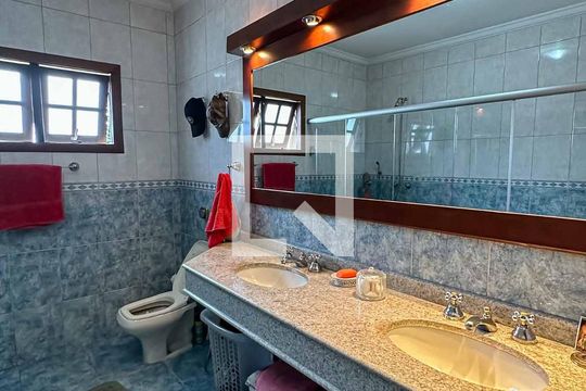 Banheiro 1 de casa à venda com 4 quartos, 420m² em Jardim São Bento, São Paulo