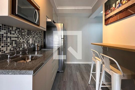 Cozinha de kitnet/studio para alugar com 0 quarto, 25m² em Brooklin Paulista, São Paulo