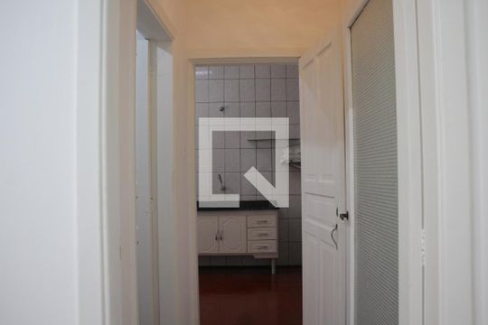 Corredor de casa à venda com 4 quartos, 244m² em Mooca, São Paulo
