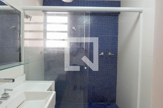 Banheiro da Suíte de apartamento à venda com 3 quartos, 145m² em Bela Vista, São Paulo