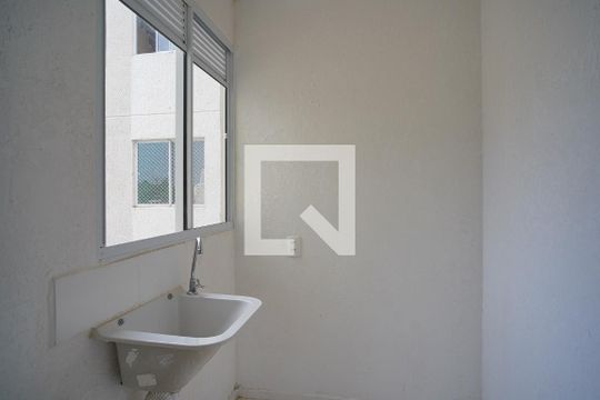 Cozinha e Área de Serviço de apartamento à venda com 2 quartos, 42m² em Morro Santana, Porto Alegre