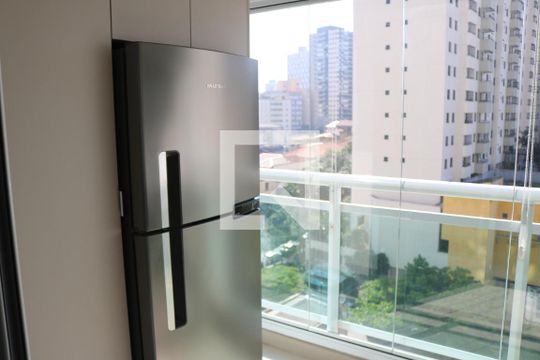 Cozinha de apartamento para alugar com 1 quarto, 33m² em Barra Funda, São Paulo