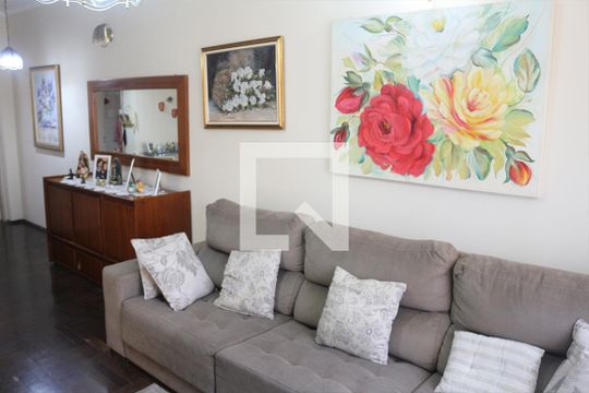 Sala de casa à venda com 3 quartos, 186m² em Santa Maria, Santo André