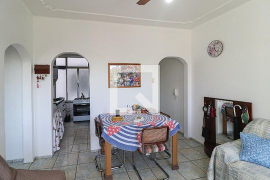Sala de apartamento à venda com 2 quartos, 70m² em Azenha, Porto Alegre