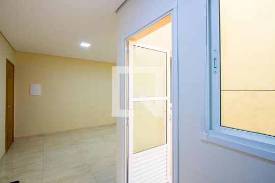 Cozinha de apartamento para alugar com 2 quartos, 57m² em Jardim do Estádio, Santo André