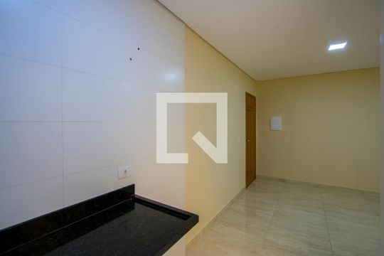 Cozinha de apartamento para alugar com 2 quartos, 57m² em Jardim do Estádio, Santo André