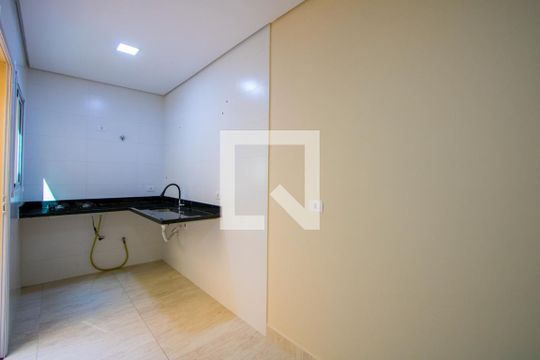 Cozinha de apartamento para alugar com 2 quartos, 57m² em Jardim do Estádio, Santo André
