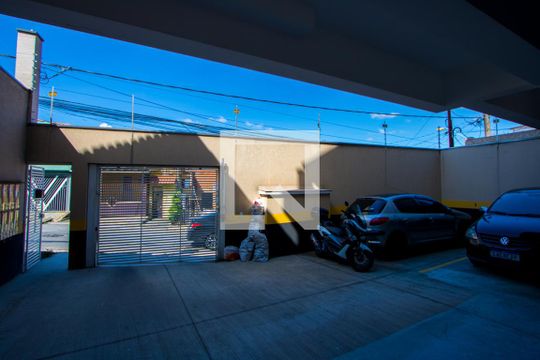 Área comum de apartamento para alugar com 2 quartos, 57m² em Jardim do Estádio, Santo André