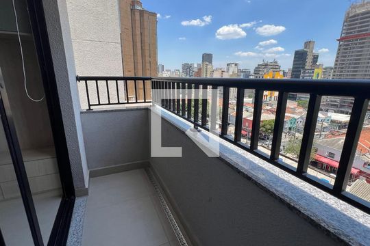 Sacada de kitnet/studio à venda com 1 quarto, 28m² em Pinheiros, São Paulo
