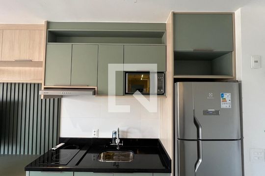 Cozinha - Armários de kitnet/studio à venda com 1 quarto, 28m² em Pinheiros, São Paulo