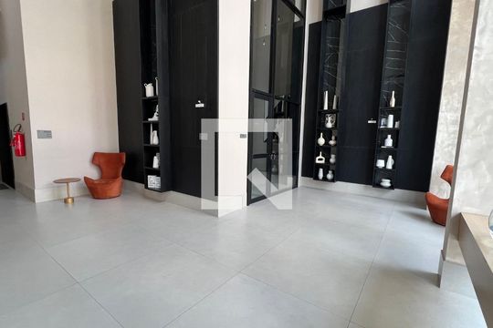 Hall social de kitnet/studio à venda com 1 quarto, 28m² em Pinheiros, São Paulo