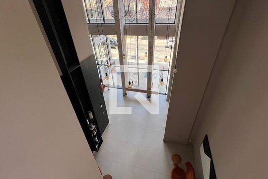 Hall social de kitnet/studio à venda com 1 quarto, 28m² em Pinheiros, São Paulo