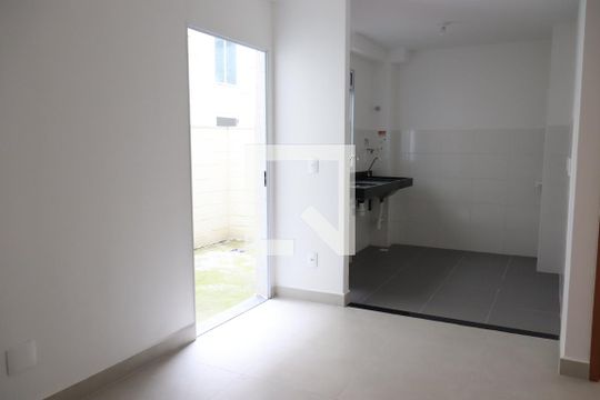 Sala de apartamento à venda com 2 quartos, 40m² em Santos Dumont, São Leopoldo