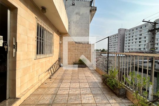 Varanda da Suíte de casa à venda com 4 quartos, 177m² em Jardim Lourdes, São Paulo