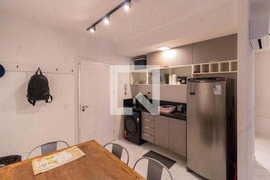 Studio de kitnet/studio à venda com 1 quarto, 37m² em Marechal Rondon, Canoas