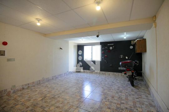 Garagem de casa à venda com 3 quartos, 477m² em São Cristóvão, Belo Horizonte