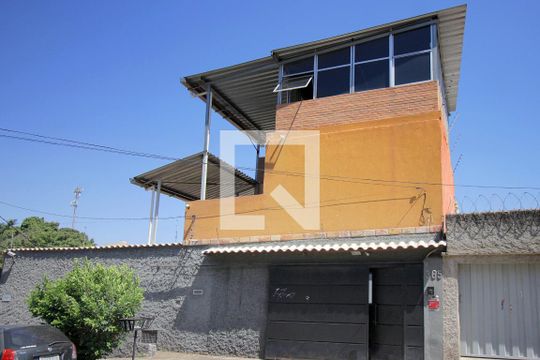 Fachada de casa à venda com 3 quartos, 477m² em São Cristóvão, Belo Horizonte