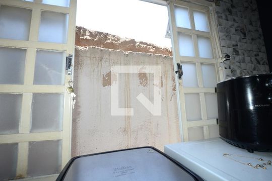 Cozinha de apartamento para alugar com 3 quartos, 260m² em Marechal Hermes, Rio de Janeiro