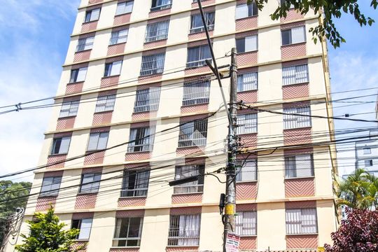 Fachada de apartamento à venda com 2 quartos, 65m² em Jardim Santa Emília, São Paulo