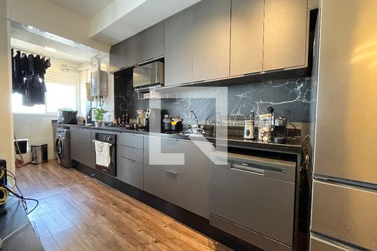 Cozinha  de apartamento à venda com 2 quartos, 74m² em Vila Monte Alegre, São Paulo