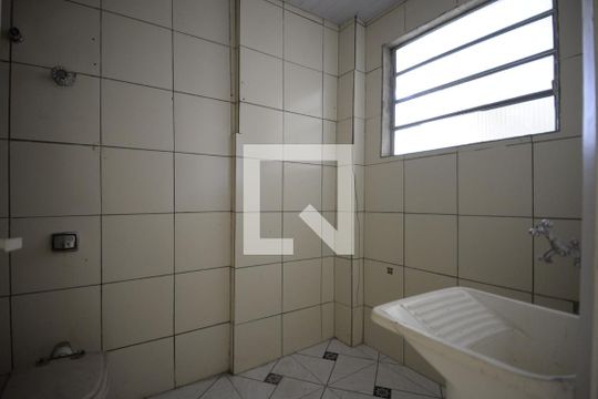 Banheiro/ Serviço de apartamento para alugar com 1 quarto, 40m² em Liberdade, São Paulo