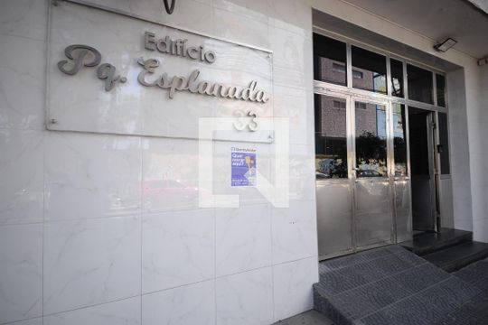 Fachada de apartamento para alugar com 1 quarto, 40m² em Liberdade, São Paulo
