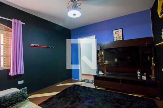 Quarto 3 de casa à venda com 3 quartos, 295m² em Parque Gerassi, Santo André
